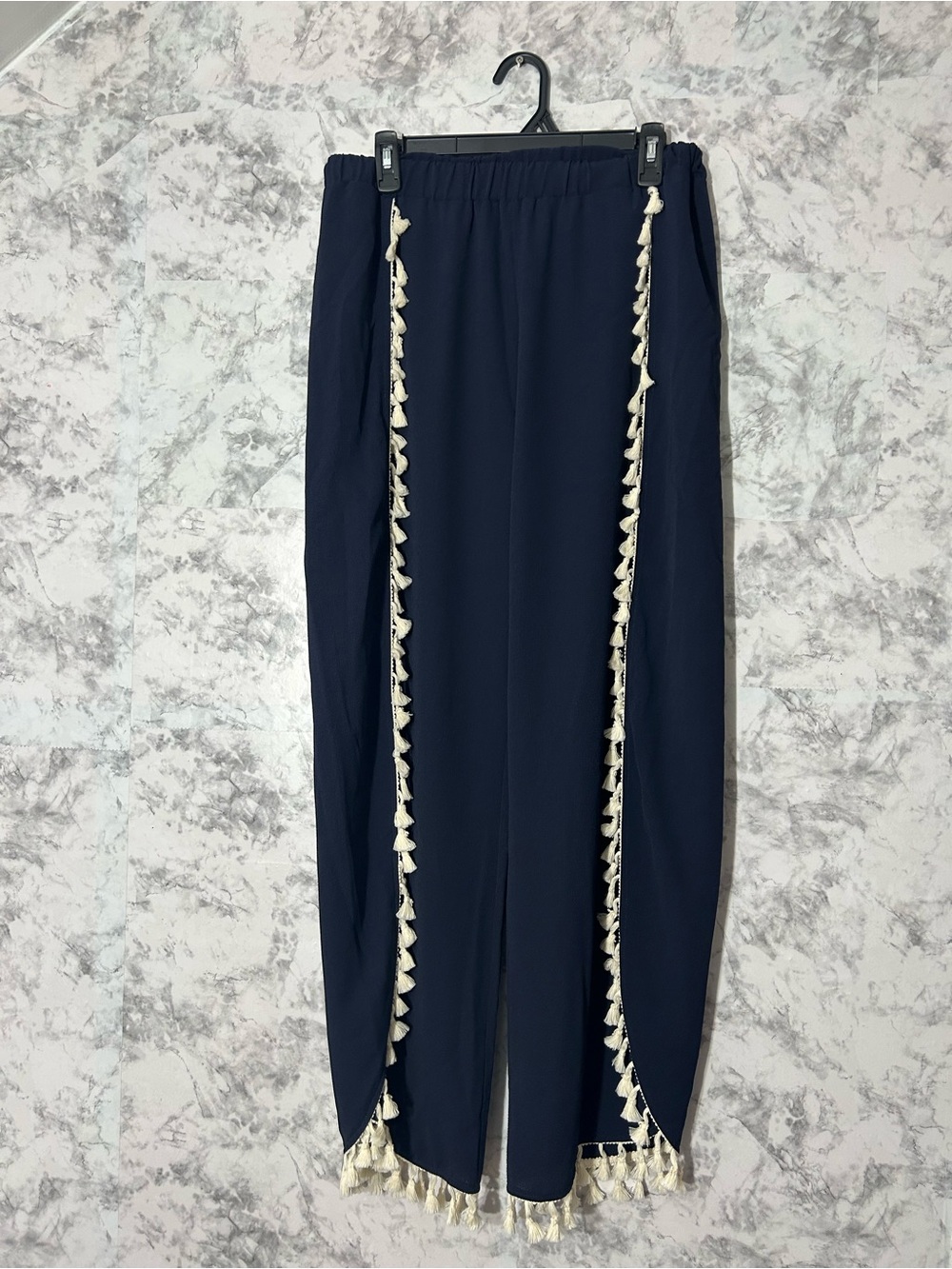 Green Envelope Navy beach summer
Wide-Leg Pants
58